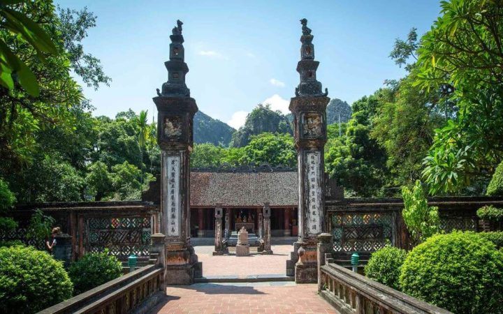 Hoa Lu Ancient Capital - Ninh Binh Muslim Day Trip