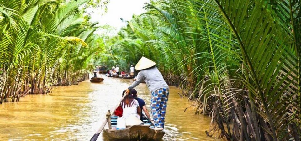 Mekong Delta Row Boat - Ho Chi Minh City Muslim Tour with Halal Food 4 Days - 3 Nights