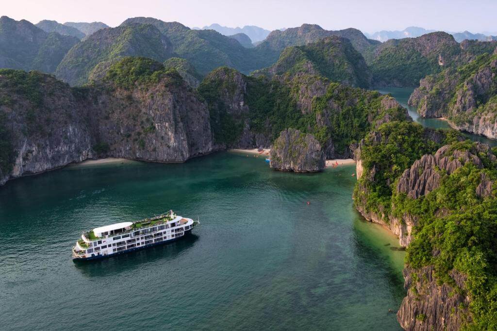 Hanoi – Halong Bay Muslim Cruise 2 Days – 1 Night