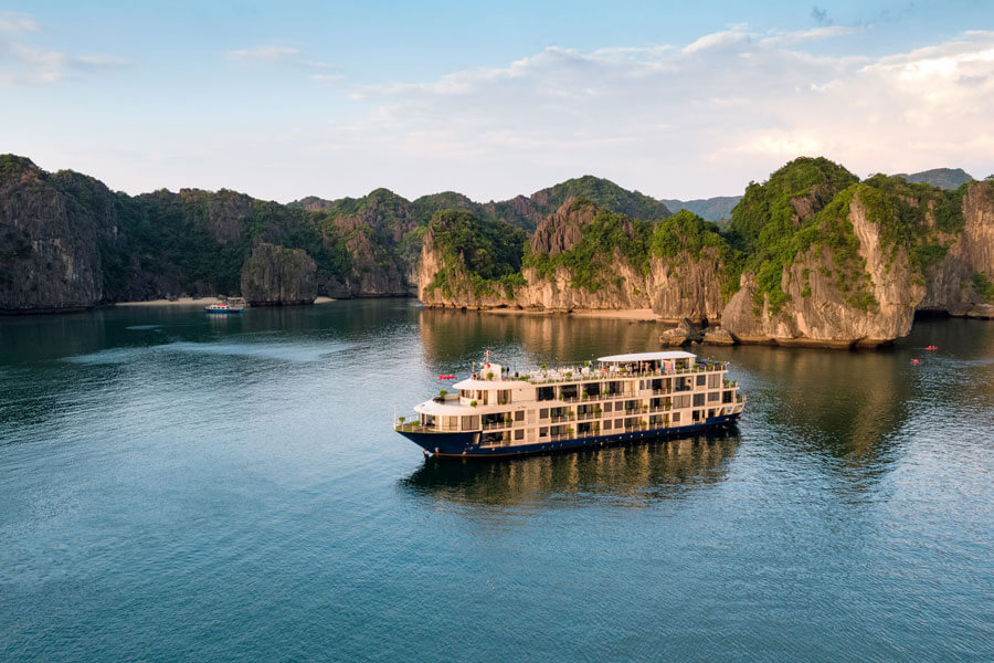 Halong Bay Muslim Cruise 2 Days - 1 Night with Halal food