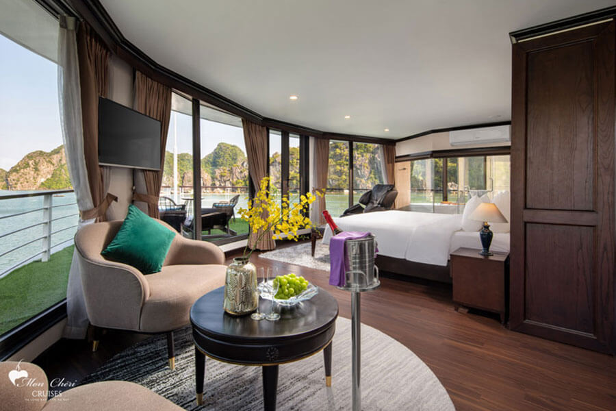 President Suite with Balcony - Hanoi - Halong Bay Muslim Halal Cruise