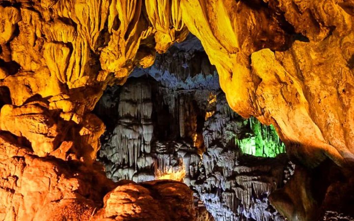 Thien Cung Cave - Hanoi - Halong Bay Muslim Cruise 1 Day