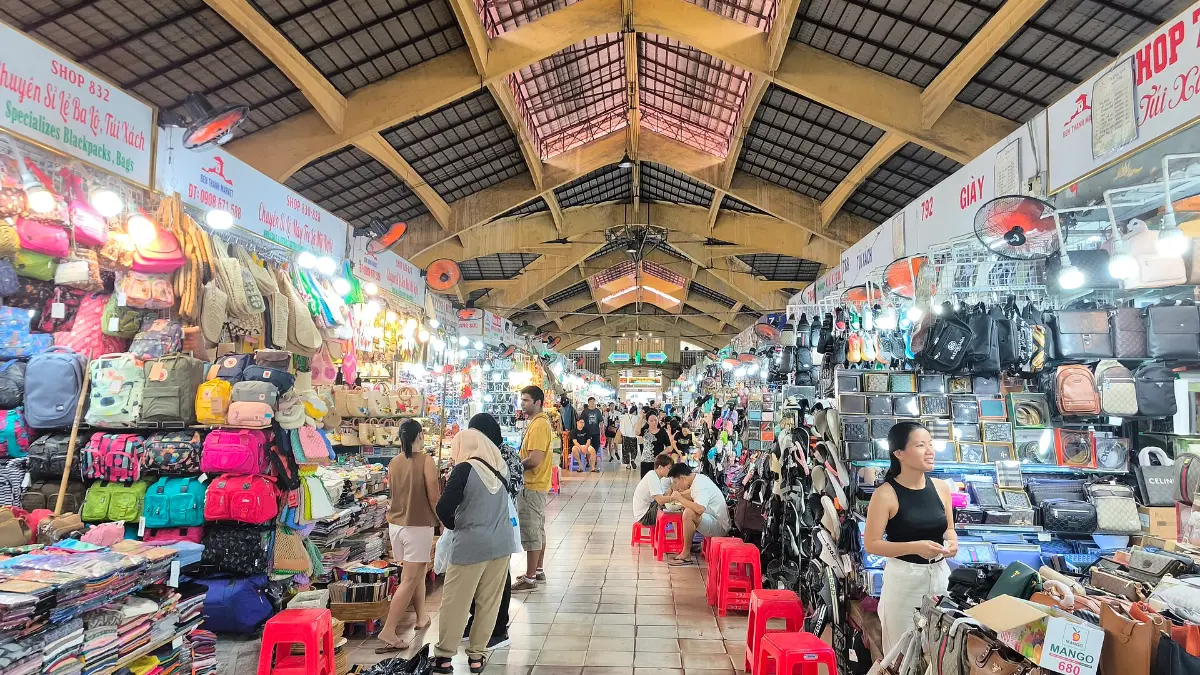 Souvenir and dried-food stalls inside Ben Thanh Market, Ho Chi Minh City