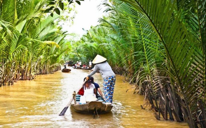 Mekong Delta Row Boat - Saigon - Cu Chi Tunnels Combined Mekong Delta Muslim Tour 1 Day with Halal lunch