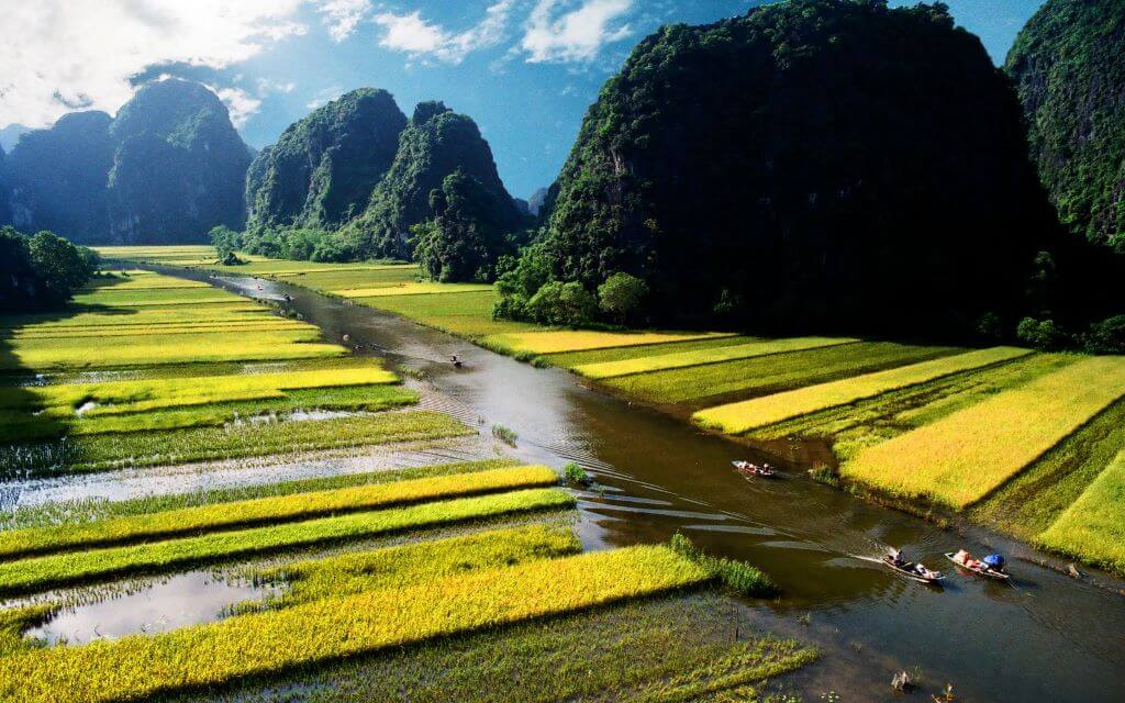 Tam Coc - Vietnam Muslim Tour Package 10 Days – 9 Nights