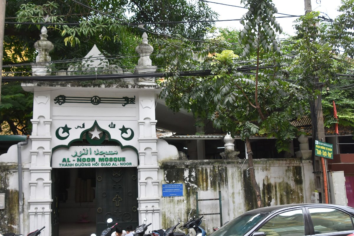 Al-Noor Mosque on Hang Luoc Street in the Hanoi Old Quarter