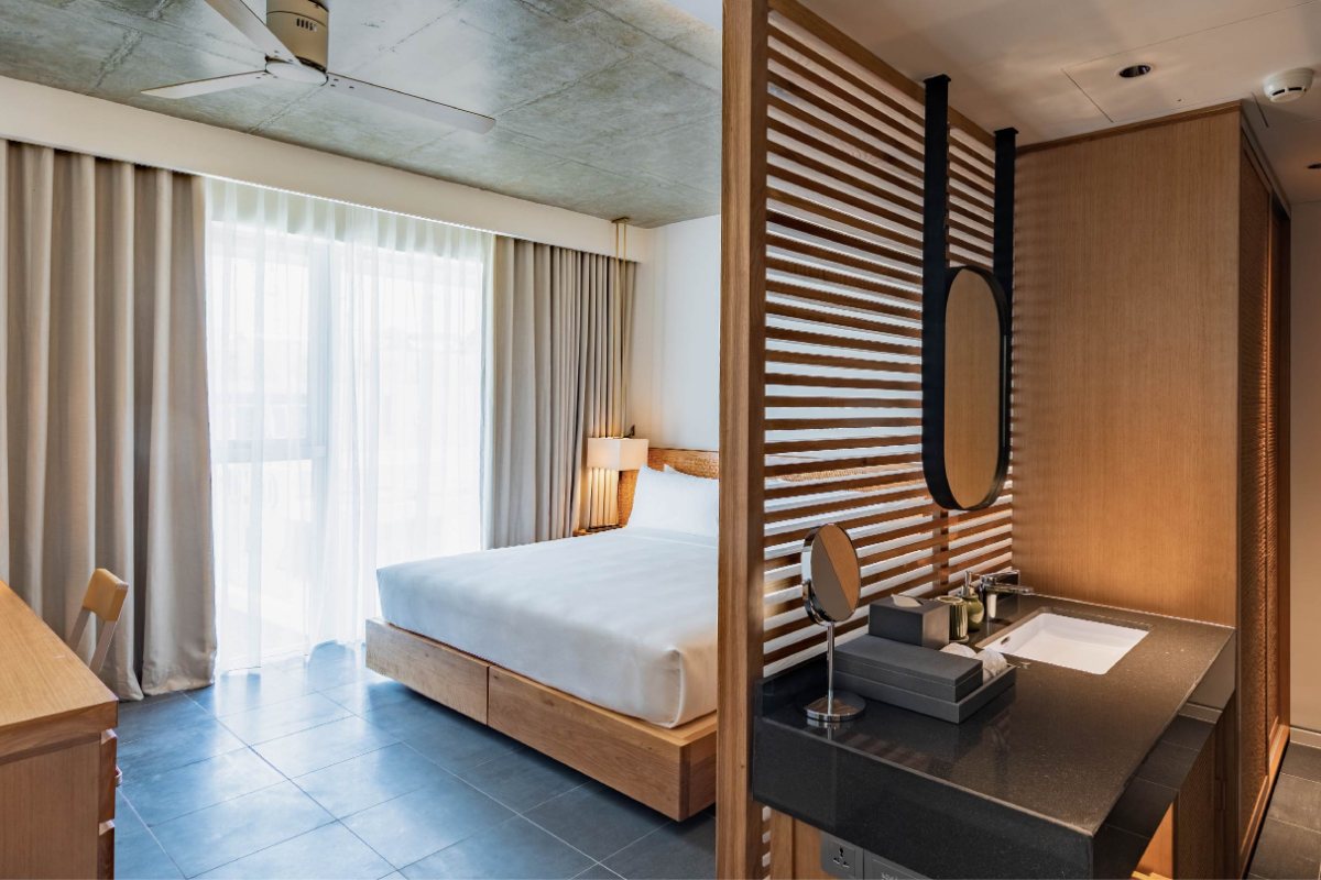 Cuc Tan Superior room at Chicland Danang Beach Hotel
