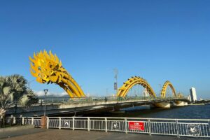 Halal Restaurants in Da Nang 2026: 8 Certified Places, Halal Pho & Prayer Rooms