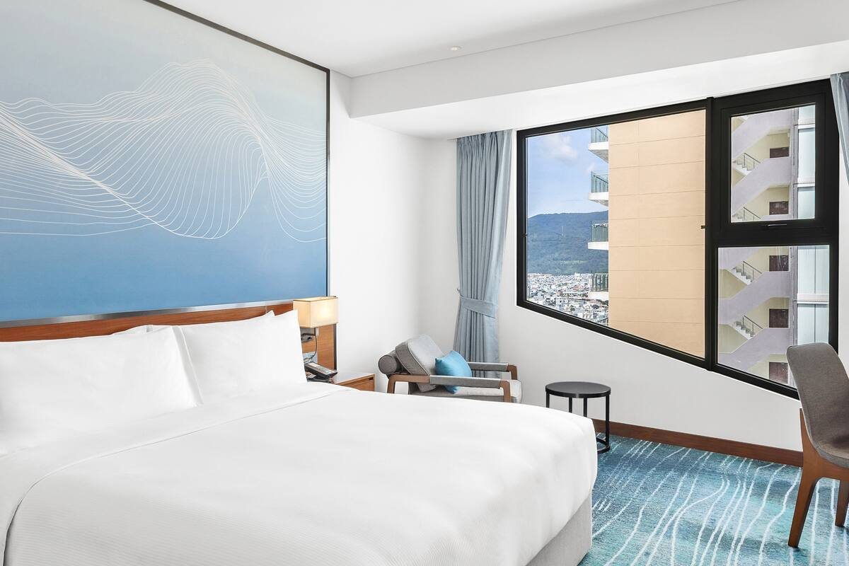 King Guest Room at Hilton Garden Inn Da Nang