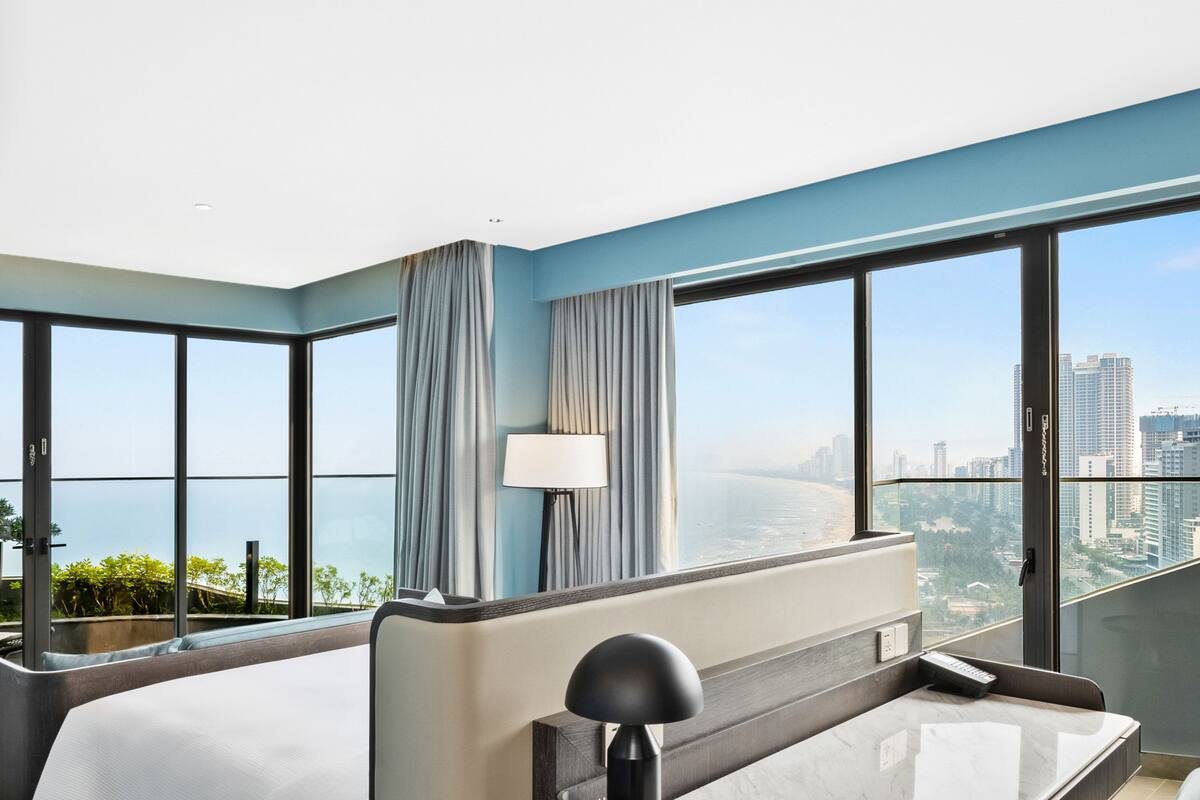 One-Bedroom Suite bedroom at Hilton Garden Inn Da Nang
