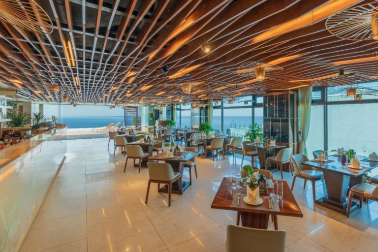 Mandila Beach Hotel Da Nang