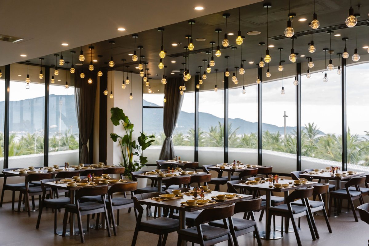 Sky View restaurant with a panorama of the Da Nang coast at Parosand Danang Hotel